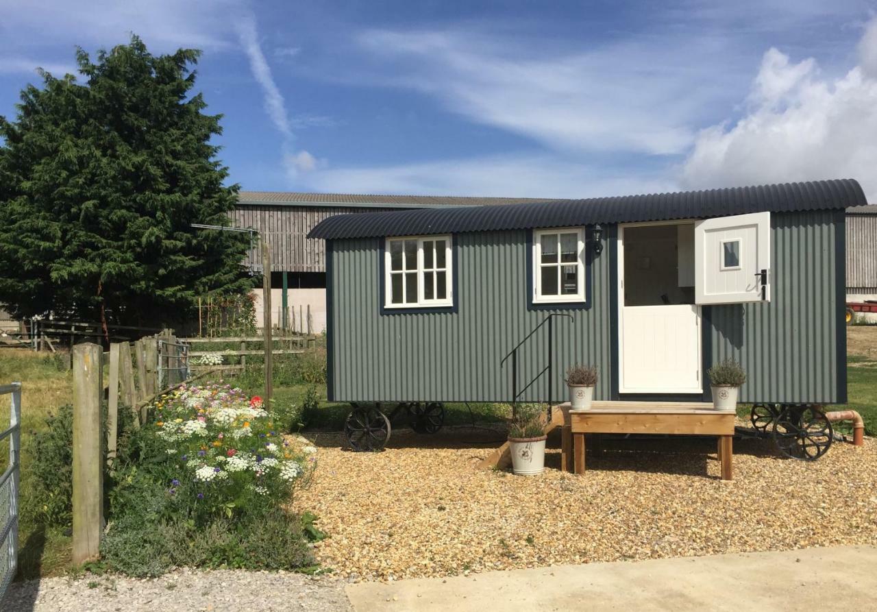 Weatherhead Farm Shepherds Hut Villa บักกิงแฮม ภายนอก รูปภาพ